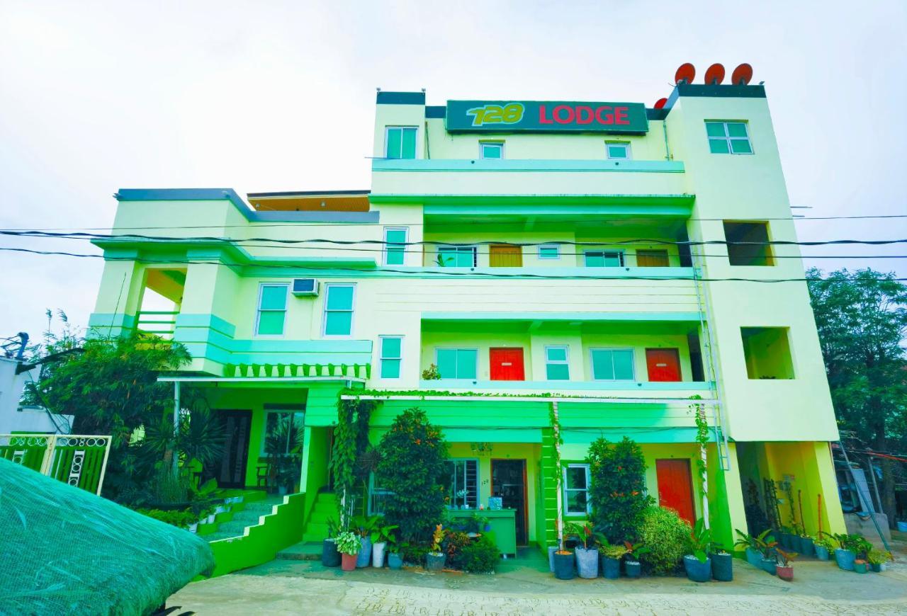 RedDoorz D128 Lodge Cagayan Valley Tuguegarao City Buitenkant foto