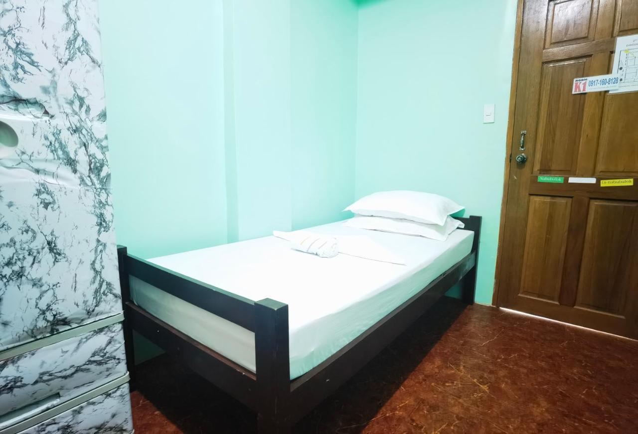 RedDoorz D128 Lodge Cagayan Valley Tuguegarao City Buitenkant foto
